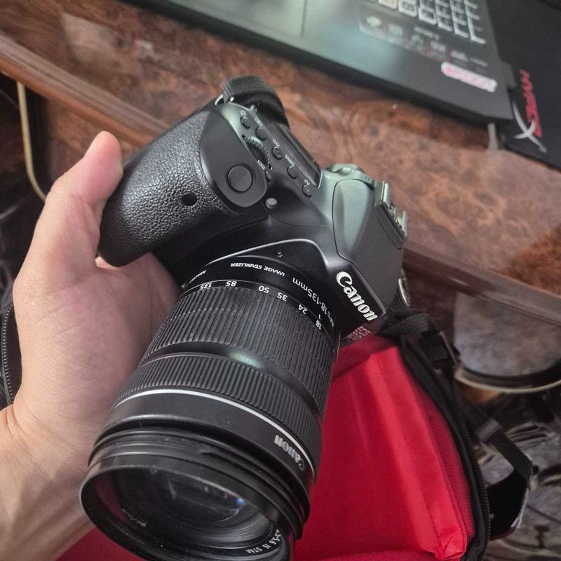 Canon 70D в хорошем состояние Canon 70D в хорошем состояние