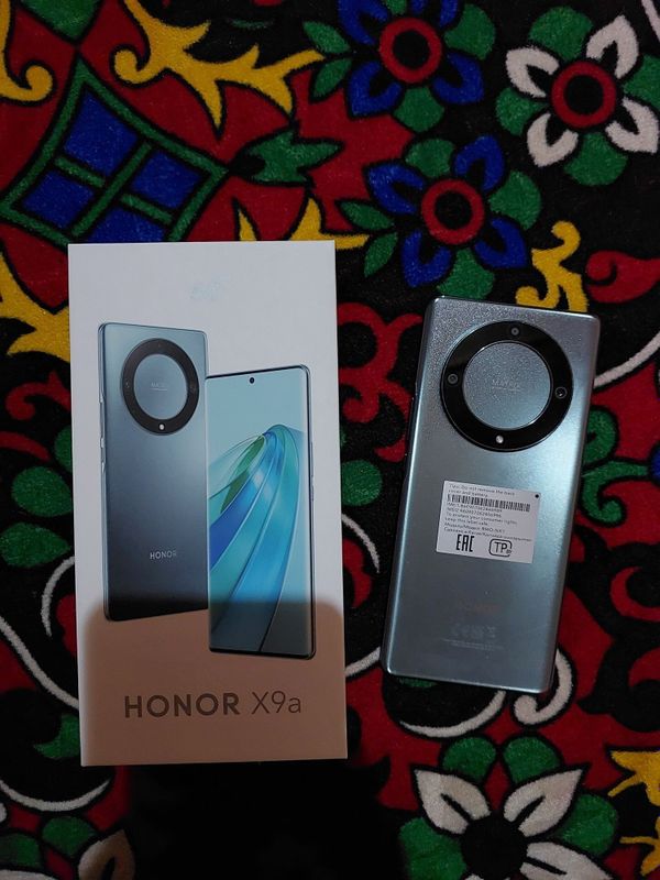 Honor X9A 5G 8/256 идеал холатда
