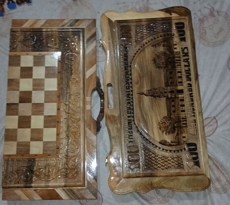 2tanarda bor xaqmatshashkali yonğoq taxtadam bolgan 2 ta bittasi narda 2tanarda bor xaqmatshashkali yonğoq taxtadam bolgan 2 ta bittasi narda