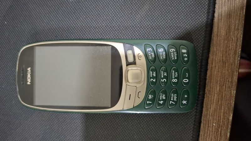 Nokia 6610 sotiladi srochna Nokia 6610 sotiladi srochna
