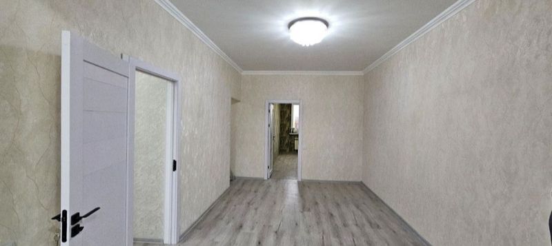 Ялангач Family, "Ширин",тенисные корты.50м². Балкон 2×3