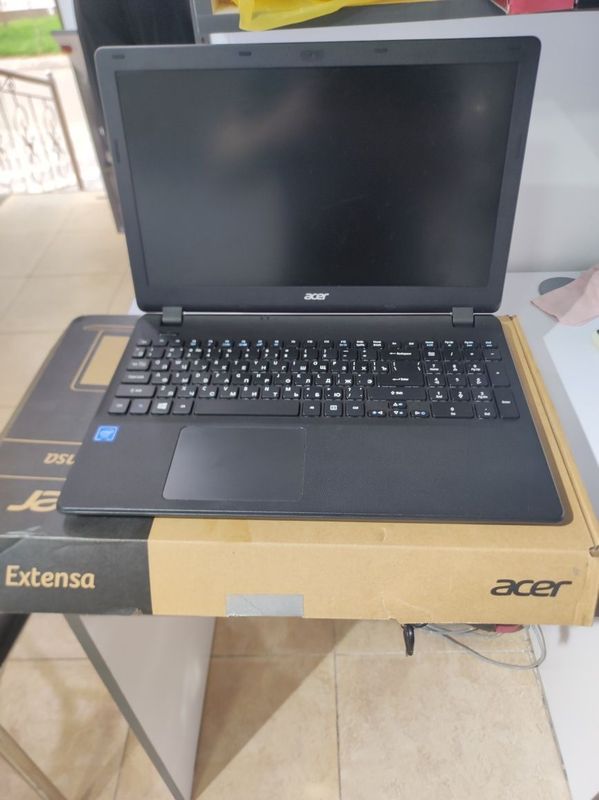 Продается ноут бук acer ОЗУ 4 память 500 состояние идеальное коробка Продается ноут бук acer ОЗУ 4 память 500 состояние идеальное коробка