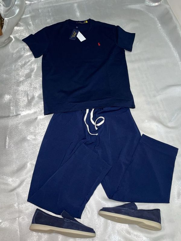 Футболки от POLO размеры : L,XL , Летние штаны размеры :XL,2XL Футболки от POLO размеры : L,XL , Летние штаны размеры :XL,2XL