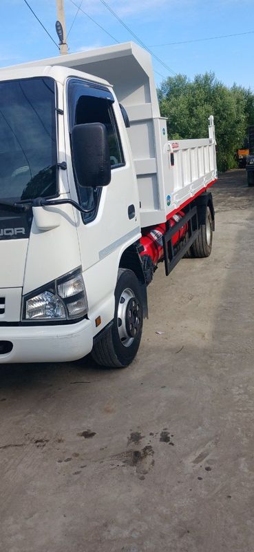 Isuzu samasval zavodiskoy radnoy mashina sotiladi Isuzu samasval zavodiskoy radnoy mashina sotiladi