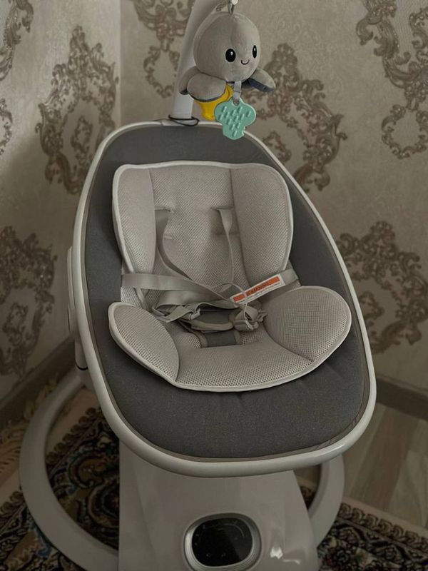 Детский электро шезлонг для укачивания inning baby Детский электро шезлонг для укачивания inning baby
