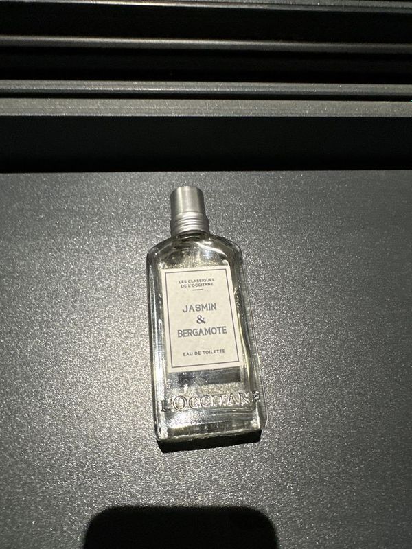 Парфюм ľoccitane jasmin&bergamot edt Парфюм ľoccitane jasmin&bergamot edt