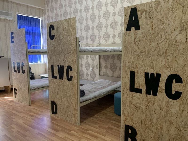 Oylik hostel, yotoqxona yigitlar uchun