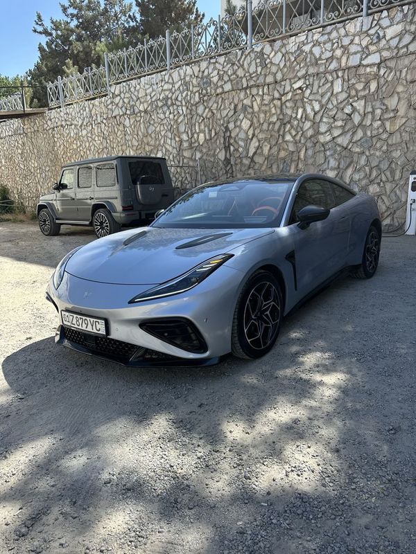 Neta GT Full 3.7s 580km Neta GT Full 3.7s 580km