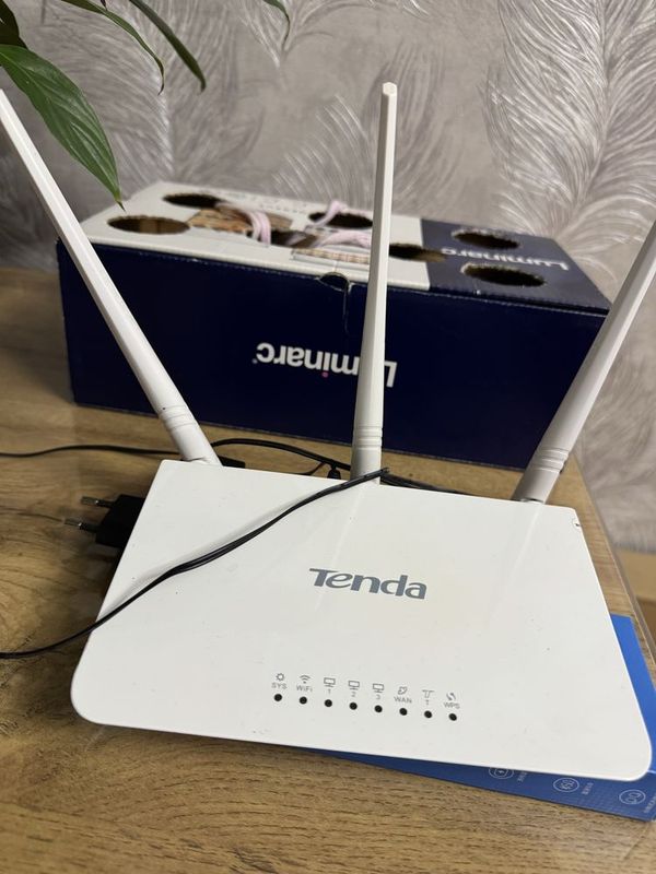 Wi Fi роутер сотилади Wi Fi роутер сотилади