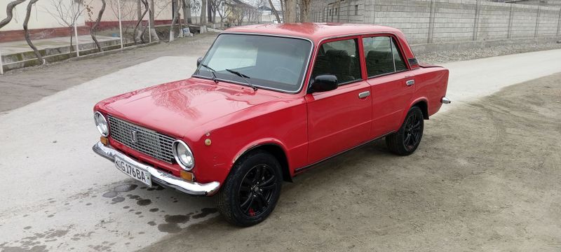 vaz2101 sotiladi