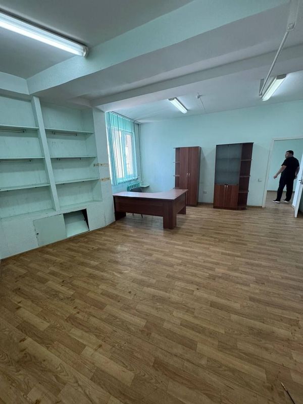 Метро Ойбек 2Комн.Офис