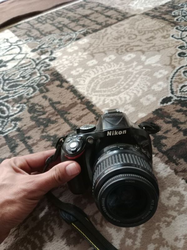 Fotoaparat canon d5200