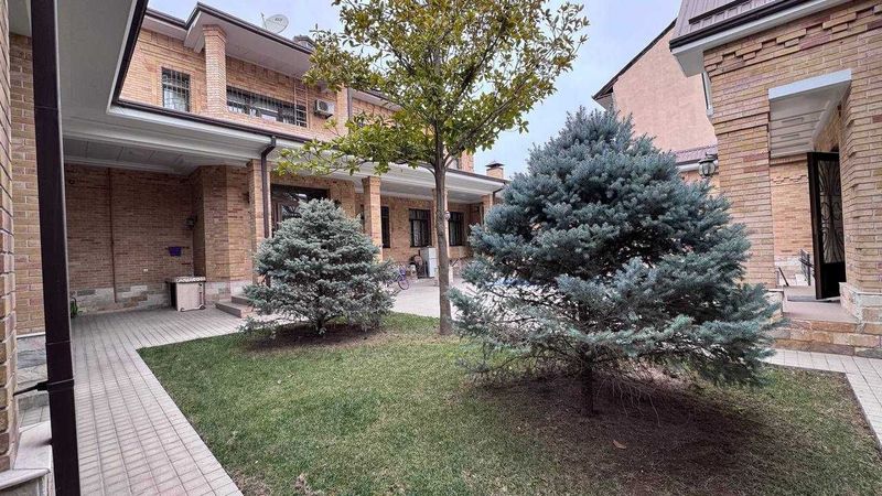 Срочно продается дом 7 сотко Ракат махалля бассейн, сауна