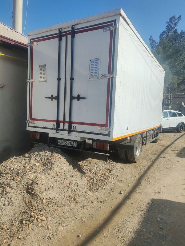 ISuzi afto mashinasi