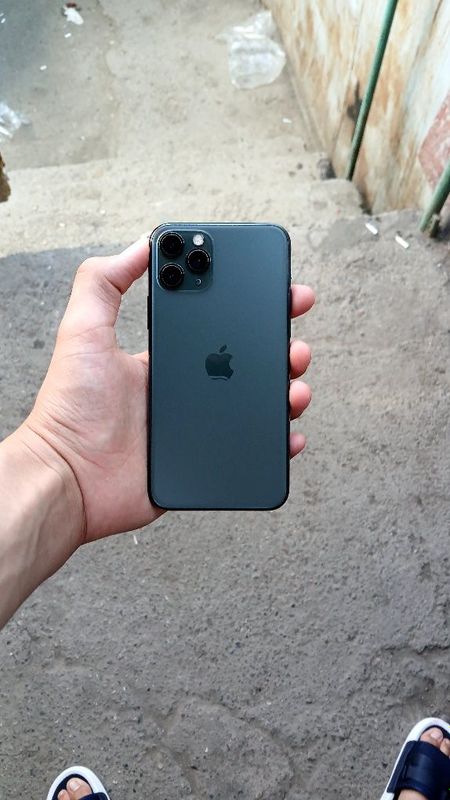 Iphone 11 Pro ideal ochilmagan hotira 64 gb