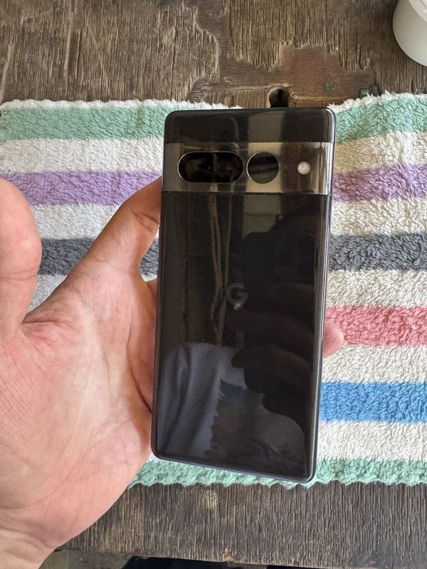 gogle pixel 7 pro pamit 12.256g holati ideal karopka dak bor