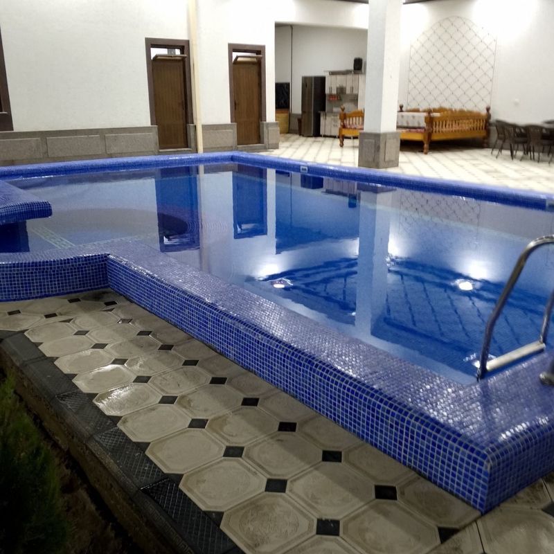 Samarqand Dacha baseyn oilaviy