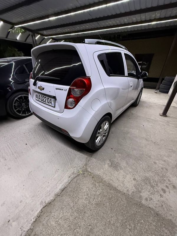 Spark 2022 avtomat Spark 2022 avtomat
