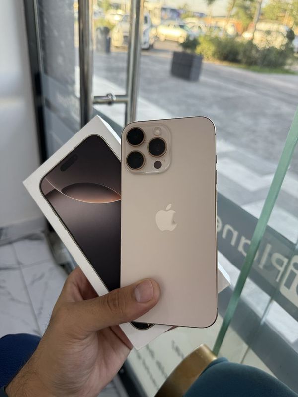 Iphone 16 pro max 256 gb 140 sikl Iphone 16 pro max 256 gb 140 sikl