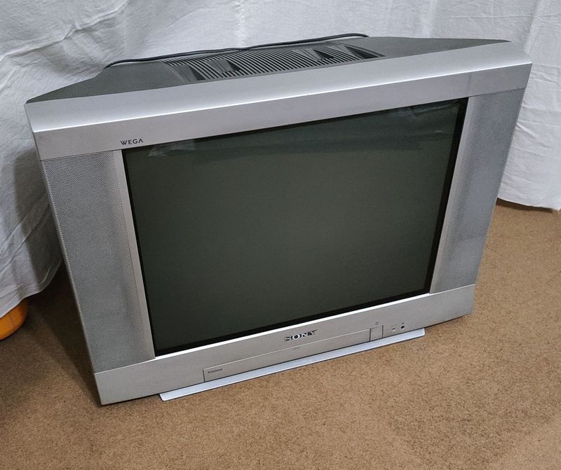 Срочно! Продается телевизор Sony Trinitron Wega