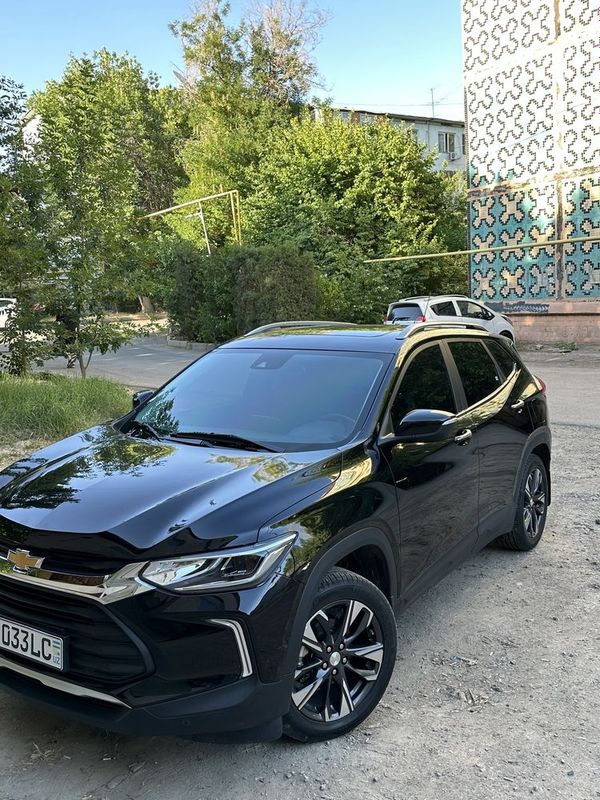 Chevrolet tracker-2 sotiladi Chevrolet tracker-2 sotiladi