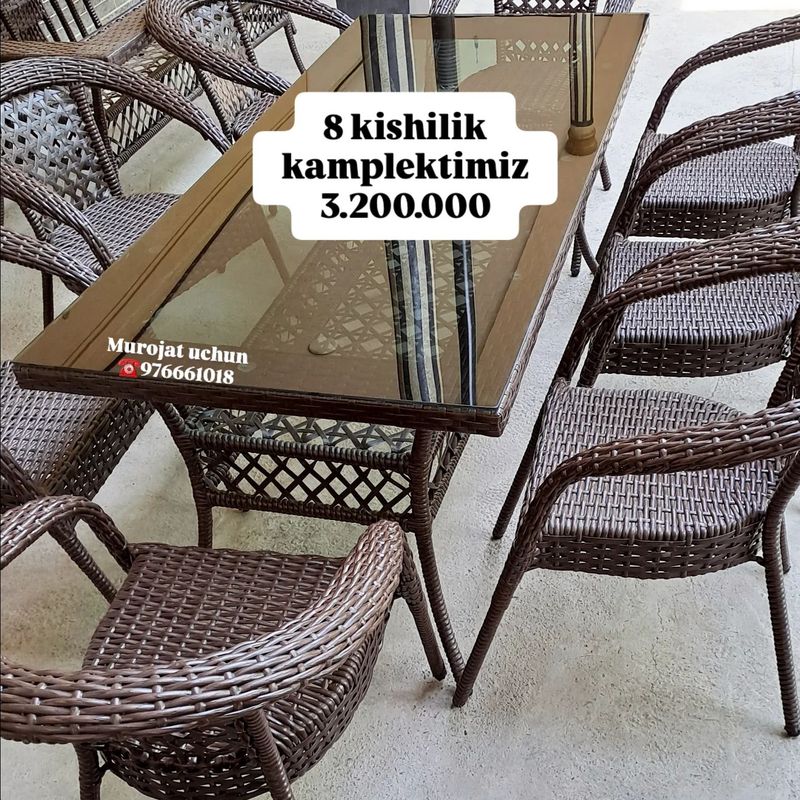 Ratan toqimali stul Ratan toqimali stul