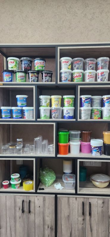 Plastik idishlar Qopqoqli,turli o‘lchamda,sifatli,oziq-ovqat va gel uc Plastik idishlar Qopqoqli,turli o‘lchamda,sifatli,oziq-ovqat va gel uc