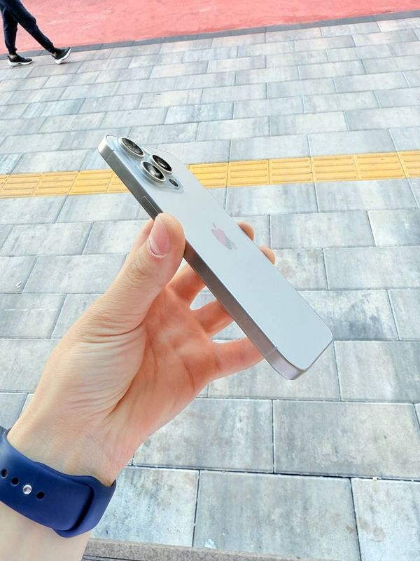 Iphone 15 pro max sotiladi Iphone 15 pro max sotiladi