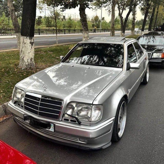 W124 E420 sotiladi W124 E420 sotiladi