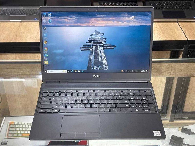 DELL Precision 7550 Core i7-10850H ram 32 ssd 512 Quadro T1000 4 DELL Precision 7550 Core i7-10850H ram 32 ssd 512 Quadro T1000 4